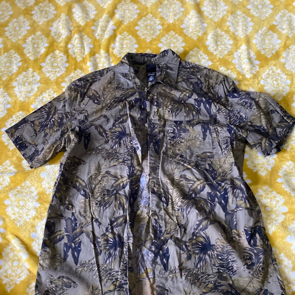 Greenery button down